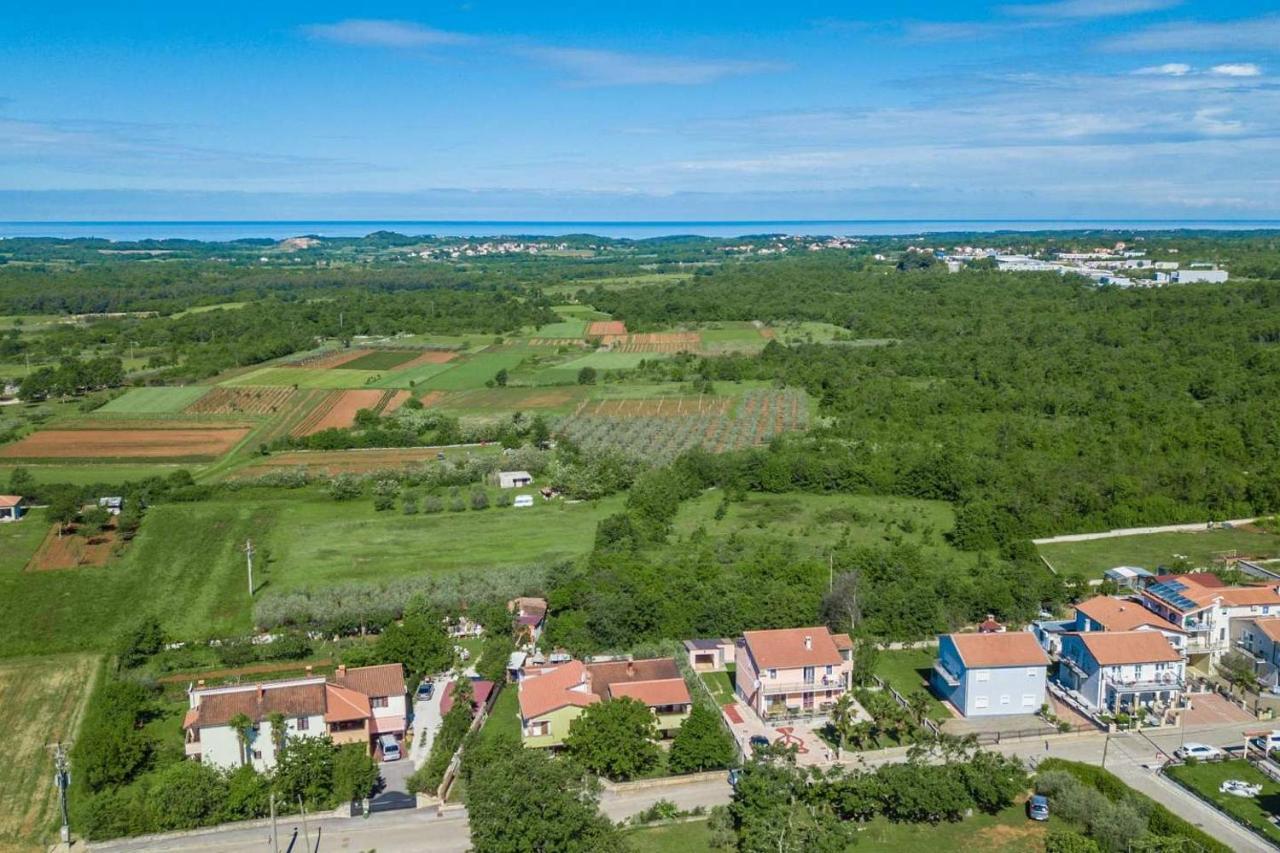 App Rosi Appartement Poreč Buitenkant foto