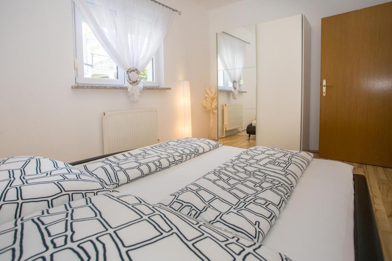 App Rosi Appartement Poreč Buitenkant foto