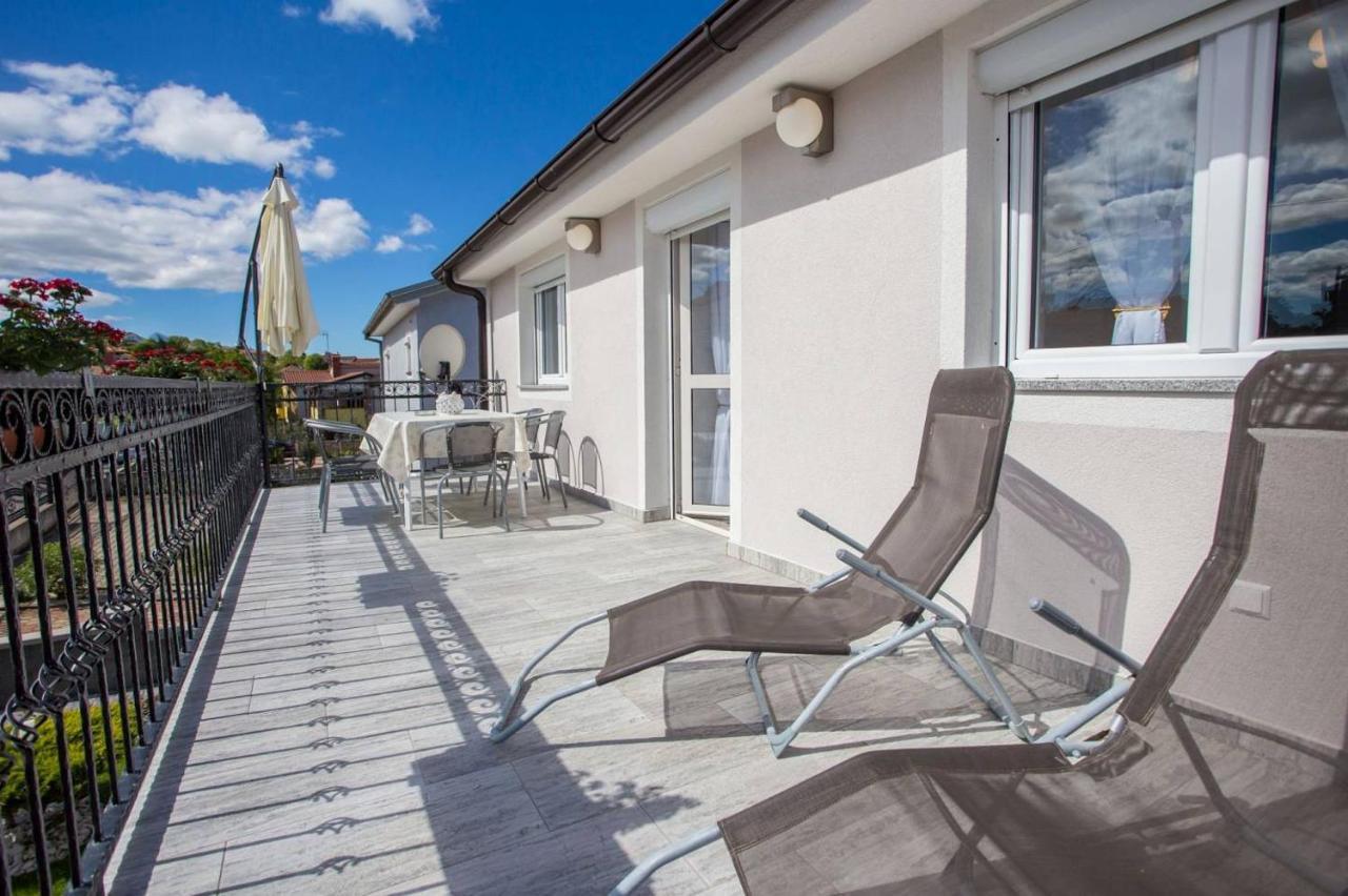 App Rosi Appartement Poreč Buitenkant foto