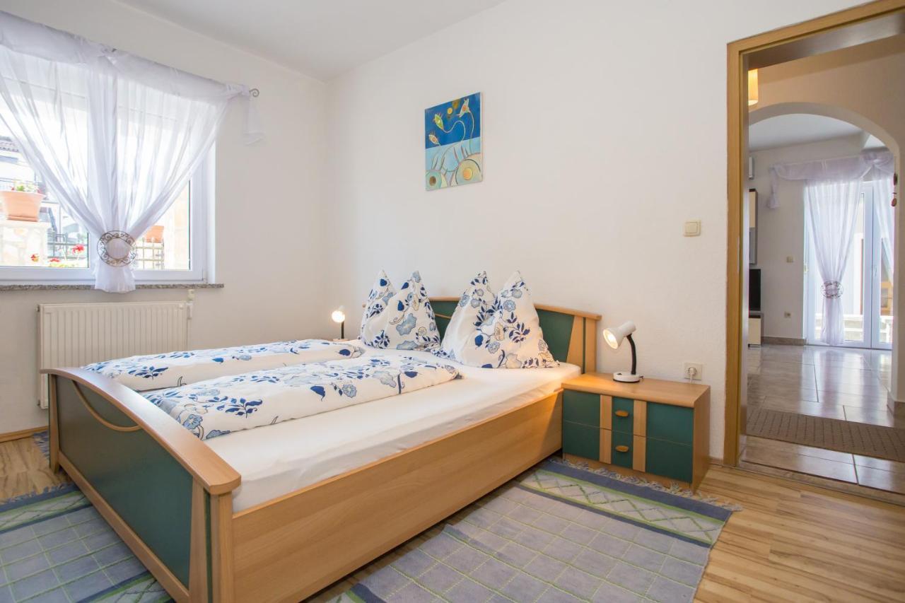 App Rosi Appartement Poreč Buitenkant foto