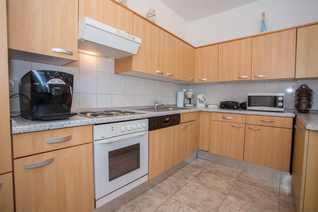 App Rosi Appartement Poreč Buitenkant foto