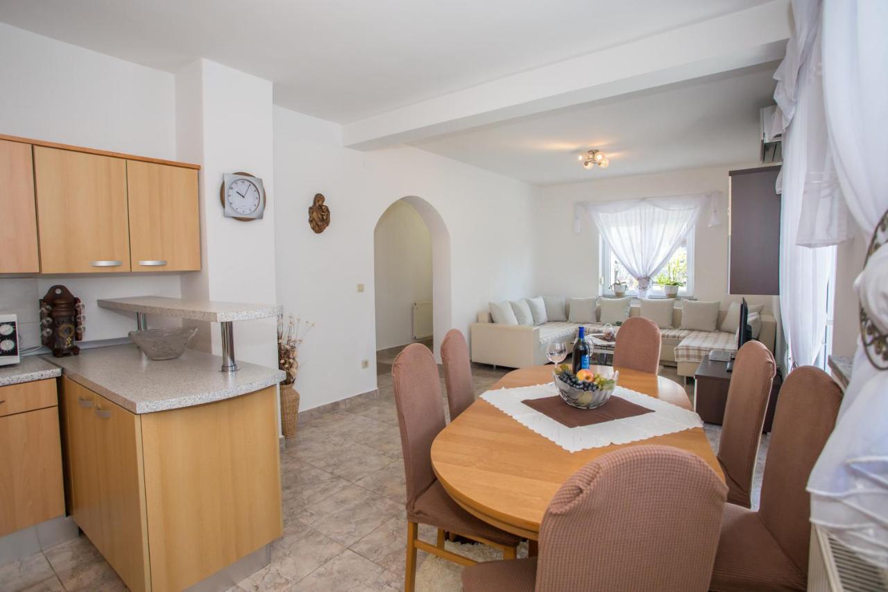 App Rosi Appartement Poreč Buitenkant foto